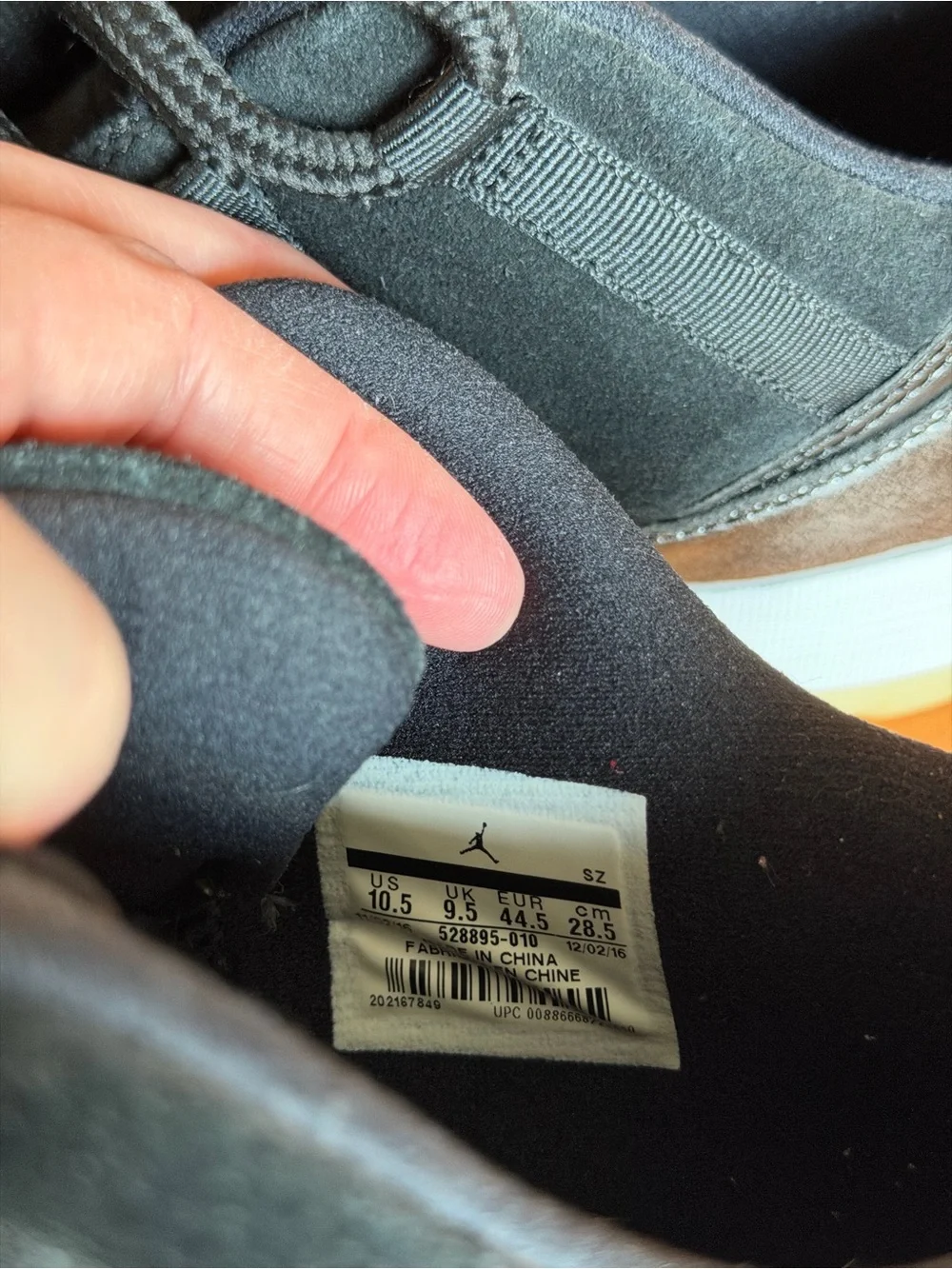 Jordan 11 Black Smoke Sneakers